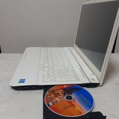 NEC　15インチ　core i5　8GB　SSD　カメラ　Wi-Fi　マルチ　テンキー　Windows11　の画像