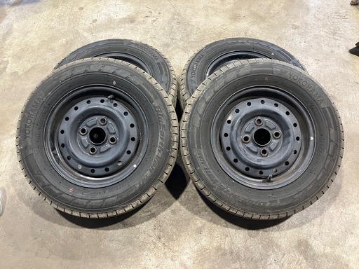 札幌　145/80R12 86/84N ヨコハマ 
RY55