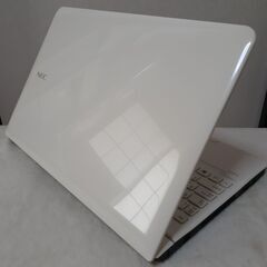 NEC　15インチ　core i5　8GB　SSD　カメラ　Wi-Fi　マルチ　テンキー　Windows11　の画像