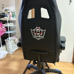 ゲーミングチェアの画像