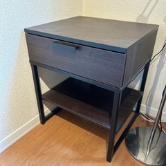 【美品】IKEA TRYSIL ベッドサイドテーブル トリスィル...