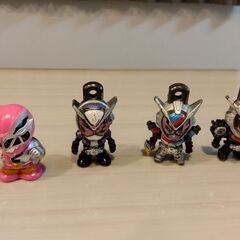 仮面ライダー　　戦隊　ミニフィギアの画像