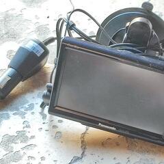 パナソニック CN-SL305L
ポータブルナビ 台付き