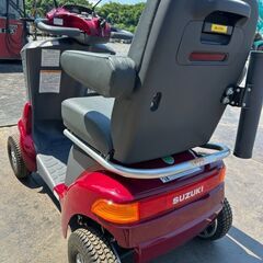 スズキ　セニアカー　2024年ほぼ未使用車　メタリックレッドの画像