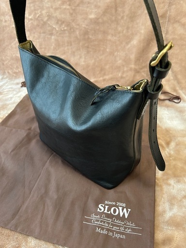 スロウSLOWショルダーバッグショルダーバックたすき掛けバッグ肩掛けバッグかばん レザー牛革メンズ本革レディースユニセックス