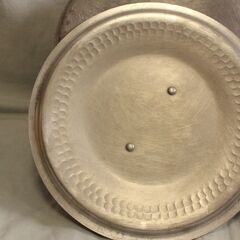 本格　アルミ両手鍋　蓋つきの画像