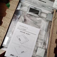 ガラス体重計の画像