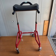 星光医療器製作所　アルコースリム　歩行器