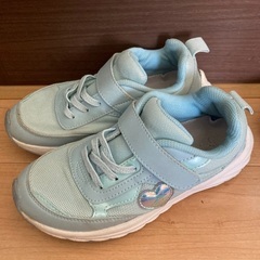女の子用スニーカー　20cmの画像