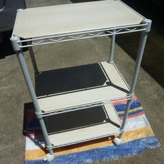 整理用ワゴンの画像