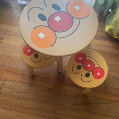 子供用 アンパンマン 丸テーブル 丸椅子2脚セット