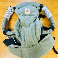エルゴ　カーキ
