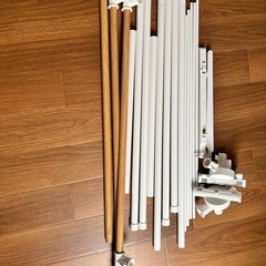 伸縮X型室内物干しタオル掛け付き の画像