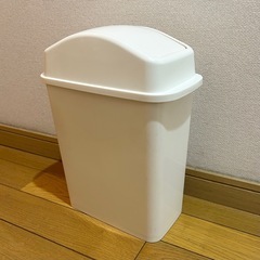 セキスイピーターラビットゴミ箱他2点 (しろくまうさぎ) 検見川浜の