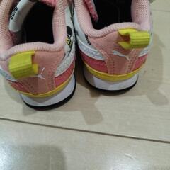 プーマスニーカー13cm　スヌーピーコラボの画像