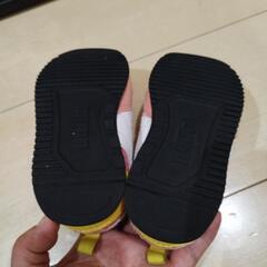 プーマスニーカー13cm　スヌーピーコラボの画像