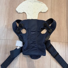 ベビービョルン  ベビーキャリアMINI 専用カバー付き