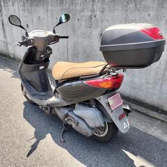 原付二種 ヤマハ YAMAHA アクシストリート AXIS Treet 125cc リアボックス付きの画像