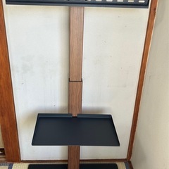 美品！壁寄せTVスタンド