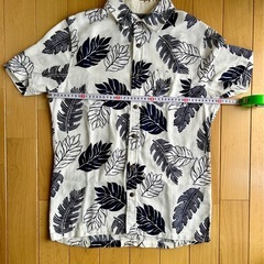 メンズＬ シャツ 紺 ネイビー  美品 織りとボタンが◎