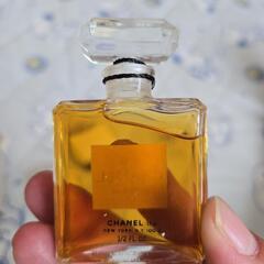 【売約済】昭和レトロ 未使用？中古品？シャネル 香水 長期保管の画像