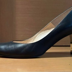 carino mode et jacomoパンプス ヒール ブラック24.5cmの画像