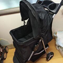 ペットカート やや大きめ 中古美品 の画像