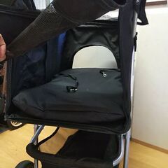 ペットカート やや大きめ 中古美品 の画像