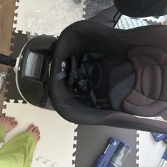 combiチャイルドシートの画像