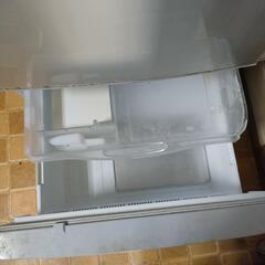 冷蔵庫 大きめ　使えます　2009年製　三菱の画像