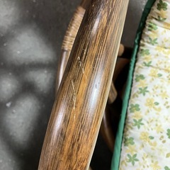 H2506-452ラタン 回転式チェア クッション付き バラ売り不可 キズ汚れ有りの画像