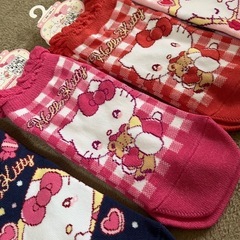 値下げ　新品　レディース靴下　ハローキティーの画像