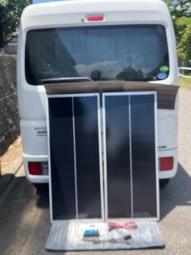 車載用ソーラーパネル200w