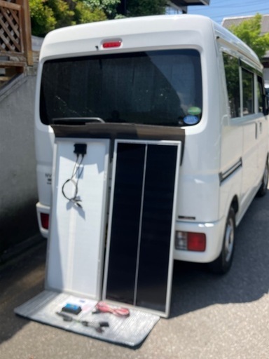 車載用ソーラーパネル200w