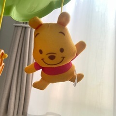 くまのプーさん えらべる回転 6WAYジムにへんしんメリーの画像