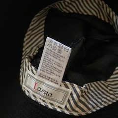 セーター (新品)と帽子の画像