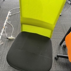 無料オフィスチェア⭐︎グリーン