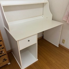 IKEAデスク