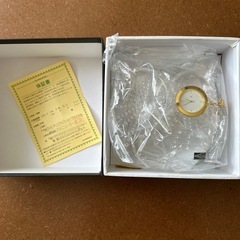 （決まりました）クリスタル（？）置物時計