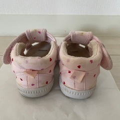 ベビーサンダル ハート柄の画像