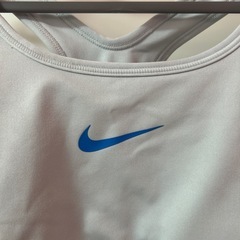 スポーツブラの画像