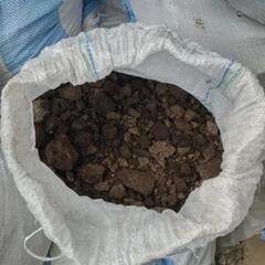 庭土　残土（土嚢袋入り）差し上げます