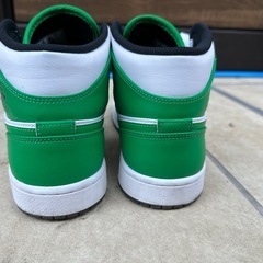 Nikeエアジョーダン1 レトロ ハイ　OG　グリーンの画像