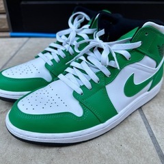 Nikeエアジョーダン1 レトロ ハイ　OG　グリーンの画像