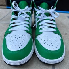 Nikeエアジョーダン1 レトロ ハイ　OG　グリーンの画像