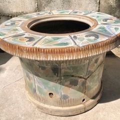 キレイな植木鉢　水瓶　の画像