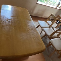 6人掛けダイニングテーブルの画像