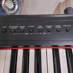 ヤマハ ピアジェーロ 76鍵盤　電子キーボード NP-31 2011年製 ブラックの画像