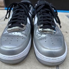 Nike　エアフォース1 シルバーブラックの画像