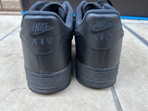 Nike supreme　シュプリーム　コラボ　スニーカー　ブラック